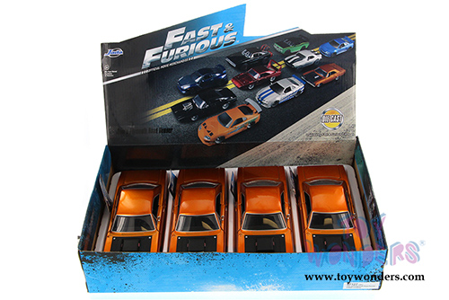 Jada Toys Fast & Furious - Dom's Plymouth Road Runner Hardtop (1970, 1/24 scale diecast model car, Copper) 97127